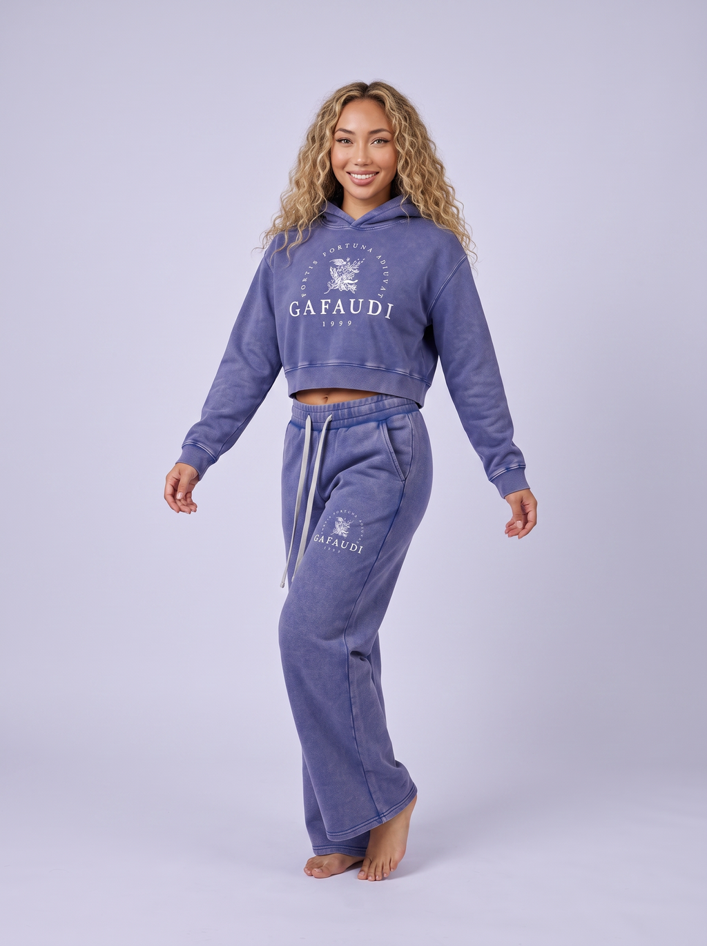 GAFAUDI Women’s Mineral Washed Crop Hoodie