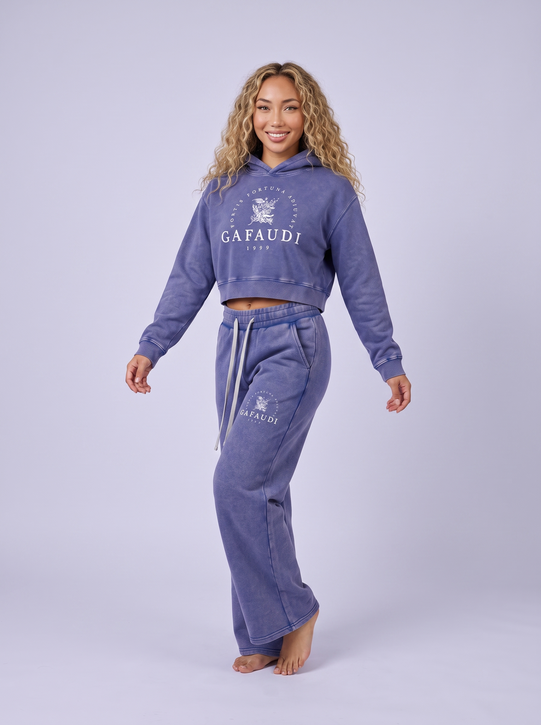 GAFAUDI Women’s Mineral Washed Crop Hoodie