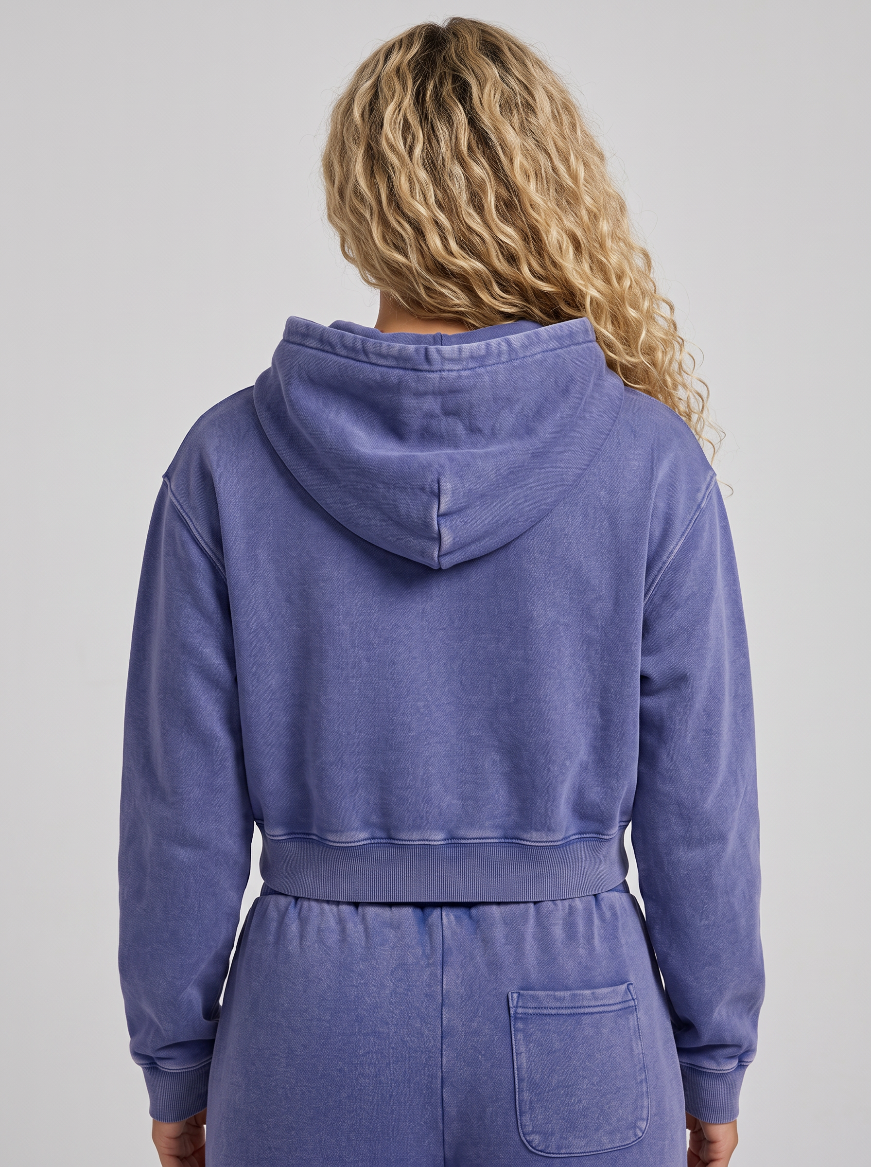 GAFAUDI Women’s Mineral Washed Crop Hoodie