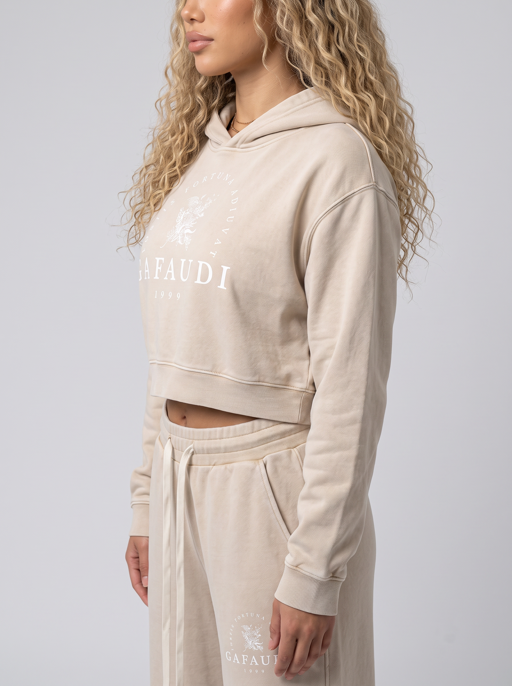 GAFAUDI Women’s Mineral Washed Crop Hoodie