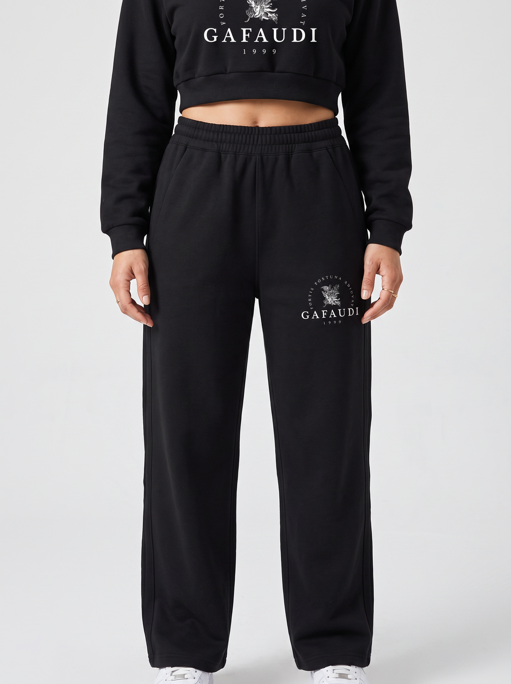 GAFAUDI Essential Drawstring Straight-Leg Sweatpants