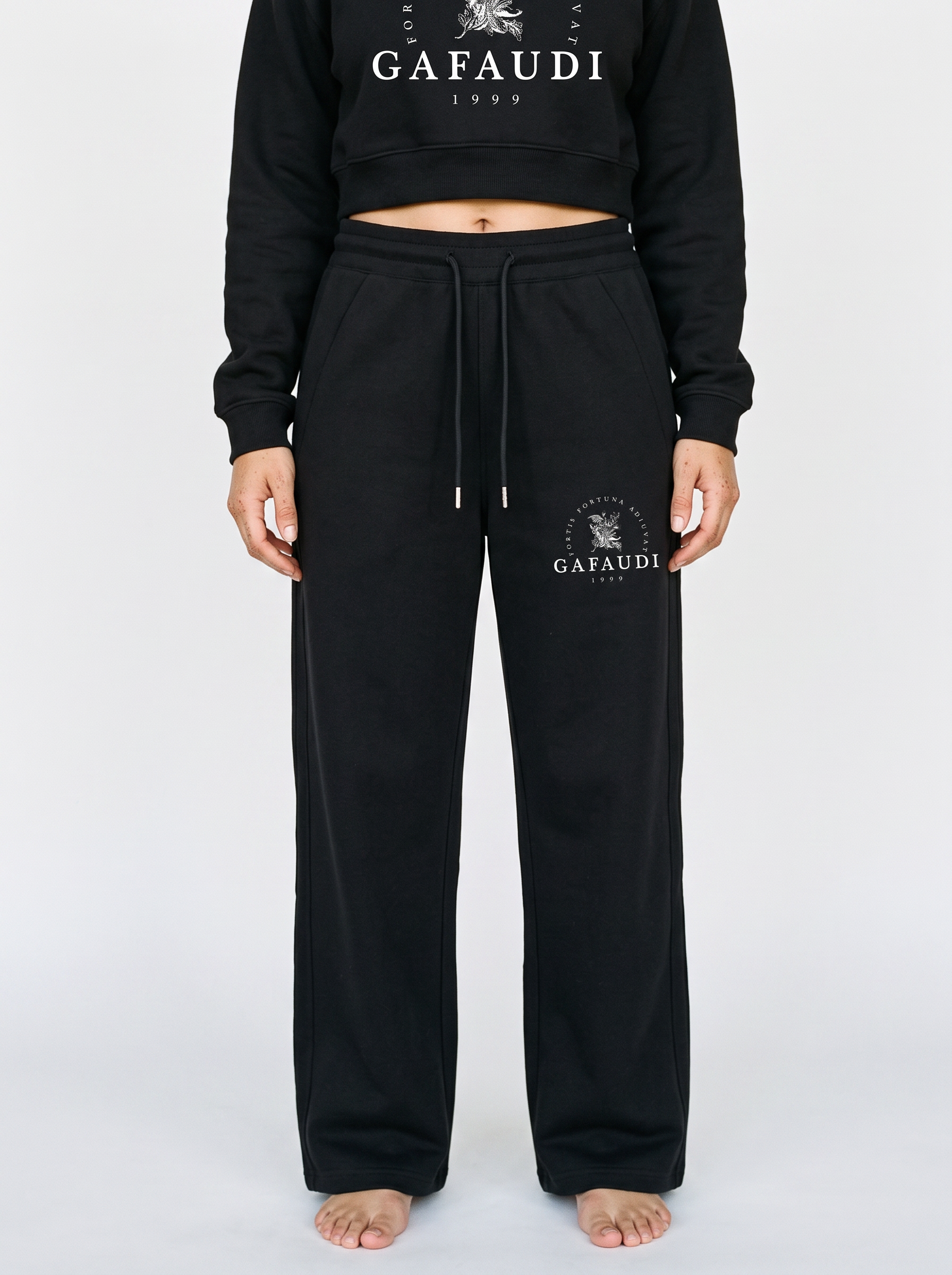 GAFAUDI Essential Drawstring Straight-Leg Sweatpants