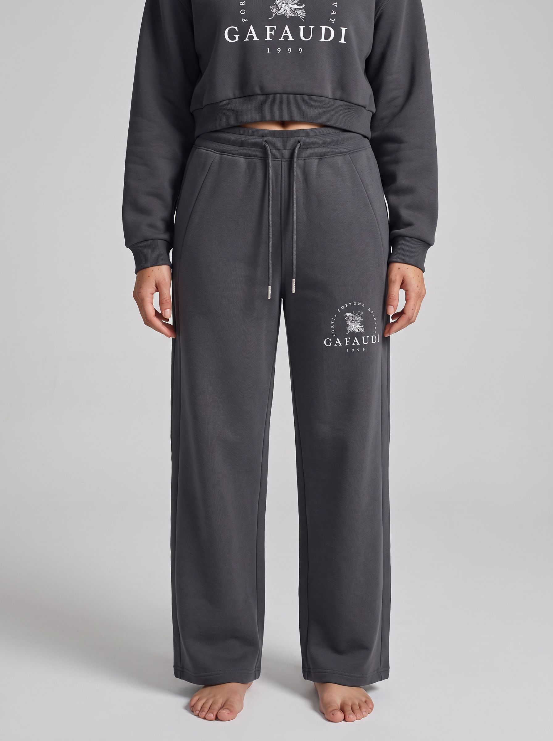 GAFAUDI Essential Drawstring Straight-Leg Sweatpants