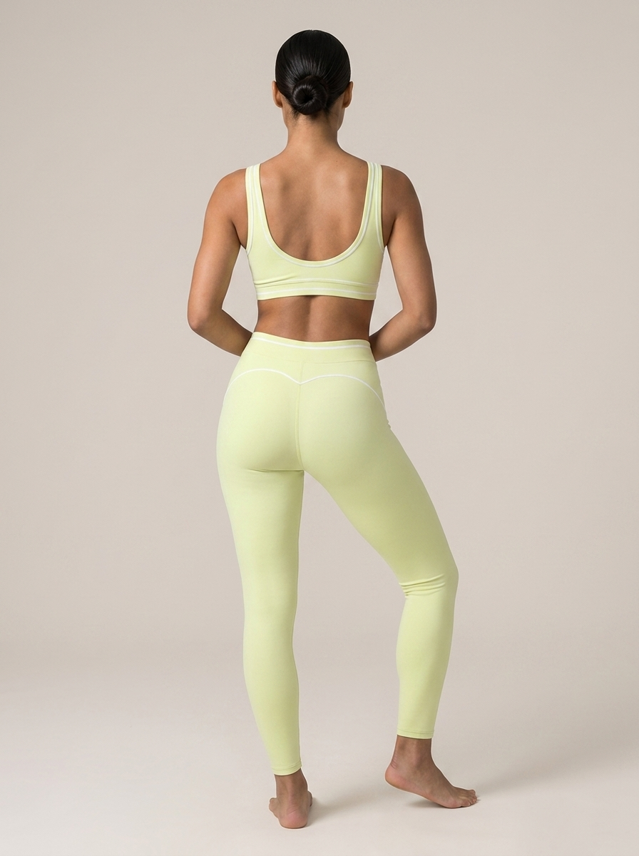 GAFAUDI Women’s Topstitching Yoga Sports Bra